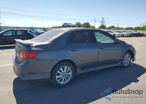 2010 Toyota Corolla Base z USA, uszkodzony, nr VIN 2T1BU4EE1AC306799
